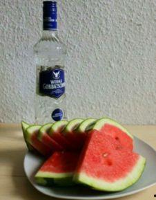 天也醉樱花吃瓜,一场春日里的浪漫邂逅